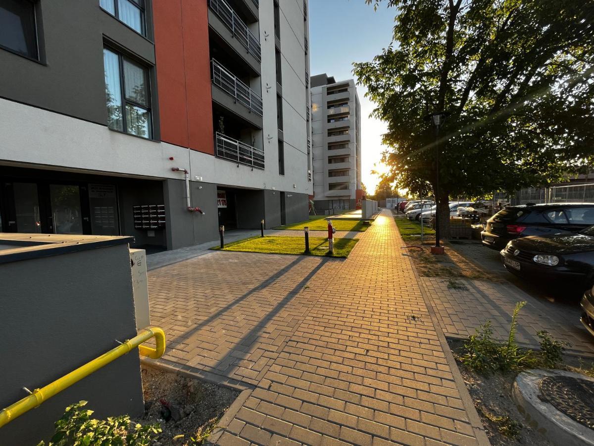 Apartament Modern Cu O Camera Διαμέρισμα Τιμισοάρα Εξωτερικό φωτογραφία